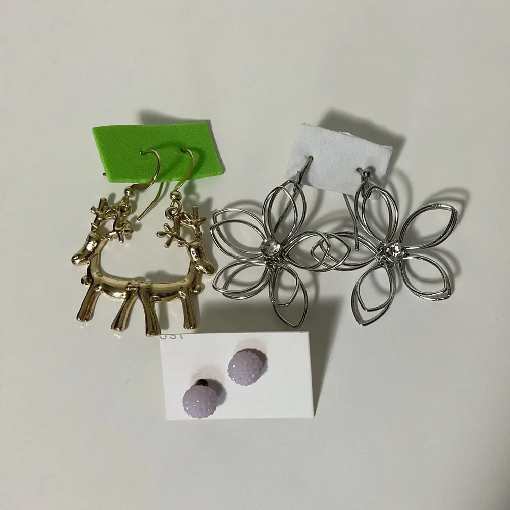 Assorted Jewelry Collection - Picture 9 of 9